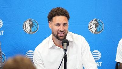 Klay Thompson Visits Warriors On November 12th